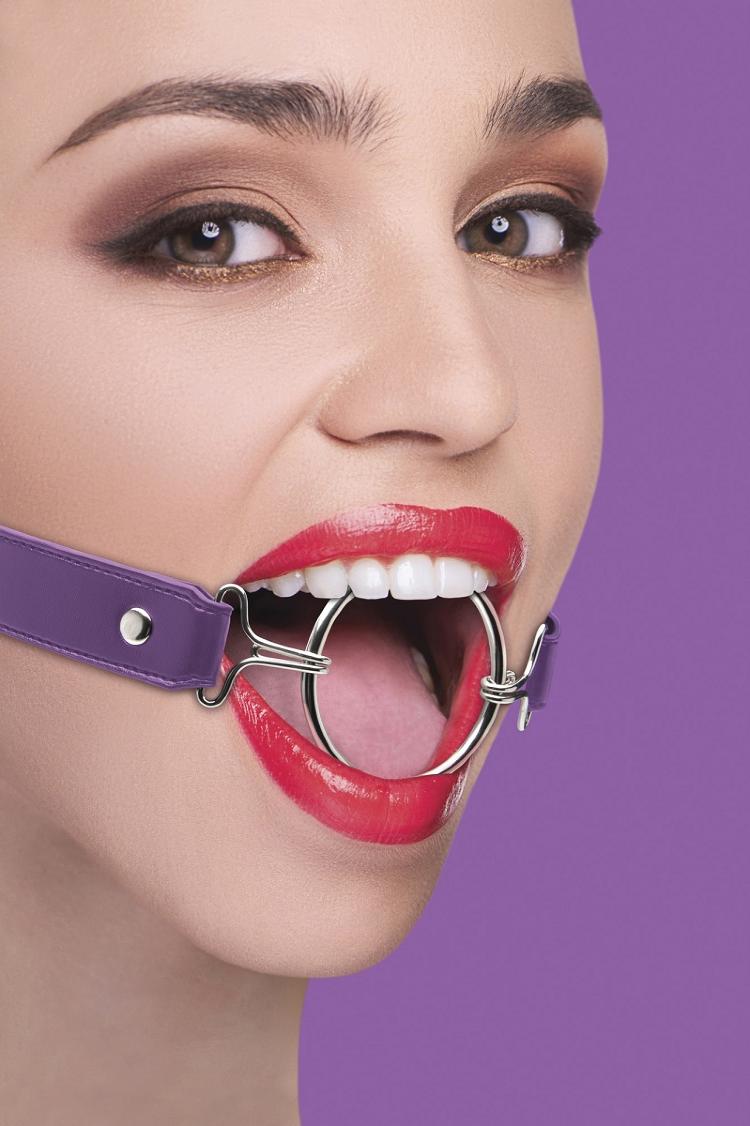 Бдсм шарик в рот bdsm-sharik-v-rot